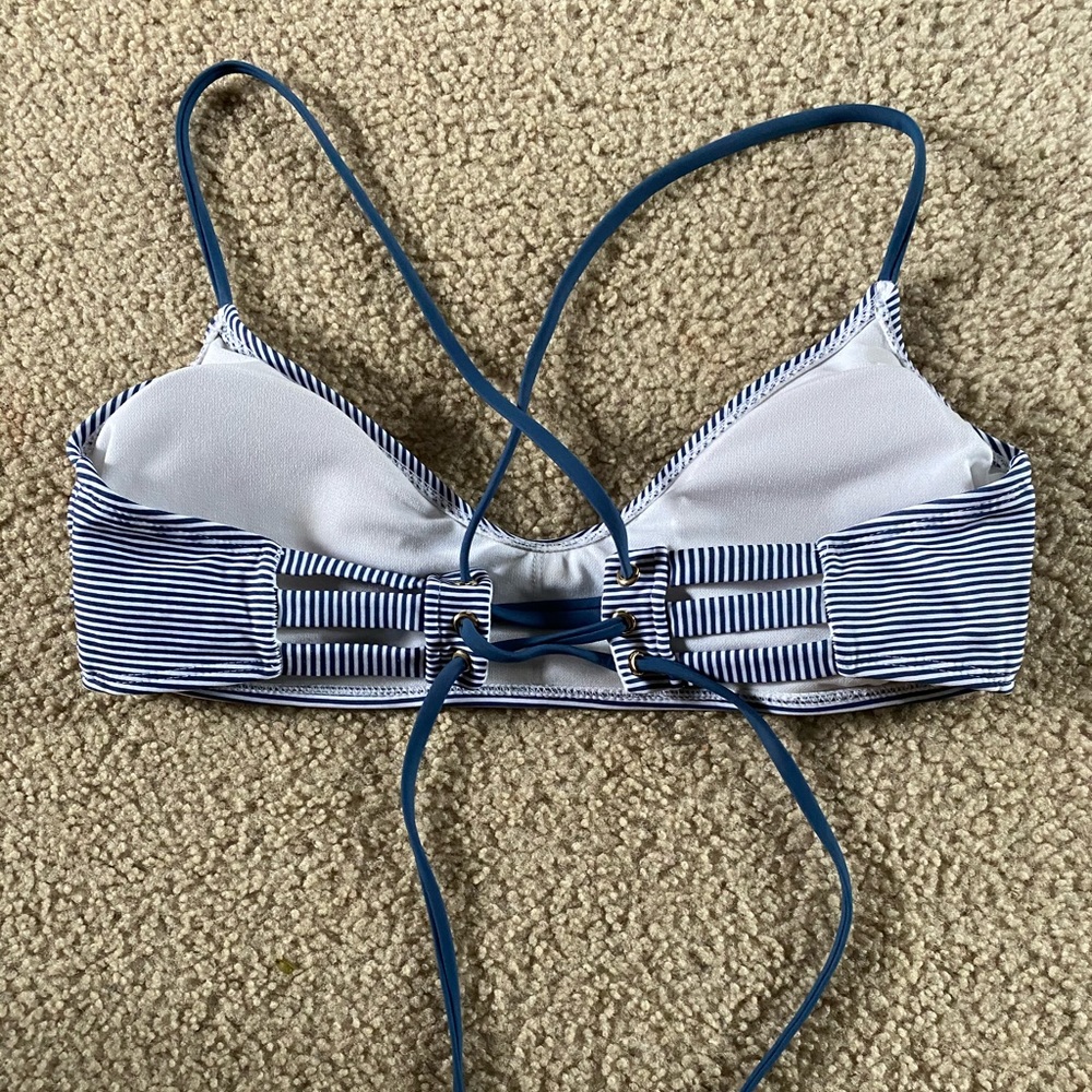 Stripped Bikini Set - Picture 3 of 5